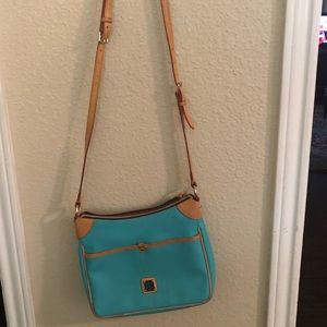 Dooney and Bourke crossbody purse